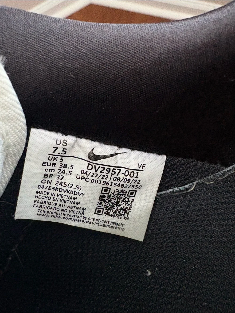 Nike women’s air